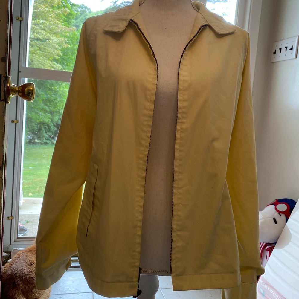 Yellow jacket